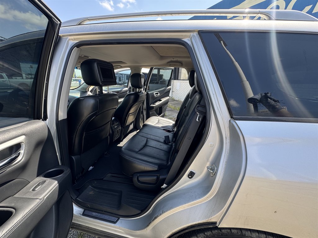 2014 Nissan Pathfinder Platinum - Photo 12