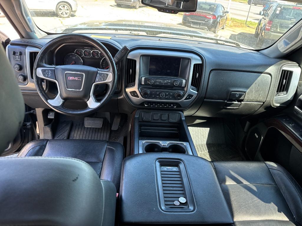 2018 GMC Sierra 2500HD SLT - Photo 11